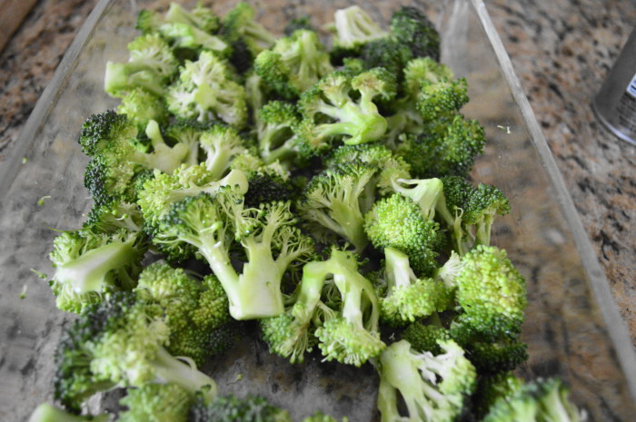 The broccoli ready to roast for the aglio olio sauce! 