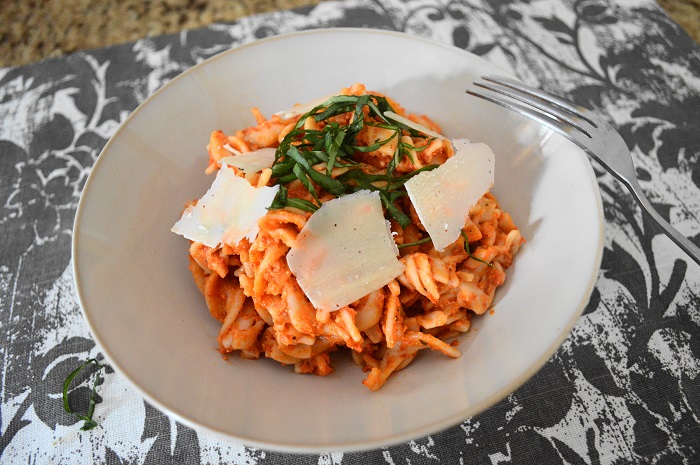 Smokey roasted red pepper pasta