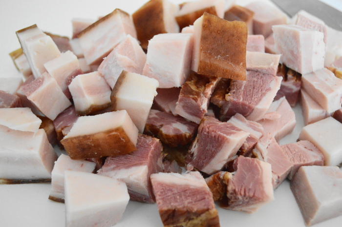 Mmmm....glorious diced up slab bacon for the choucroute garnie!