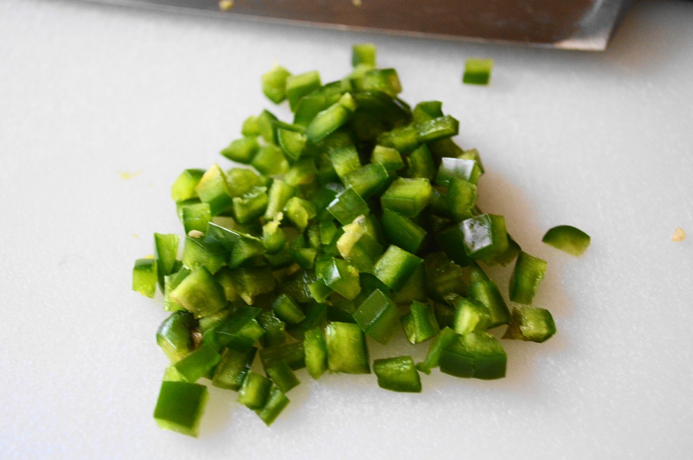 I loved the slight heat the diced jalapeno gave to these cheddar jalapeno scones! Just one did the trick.