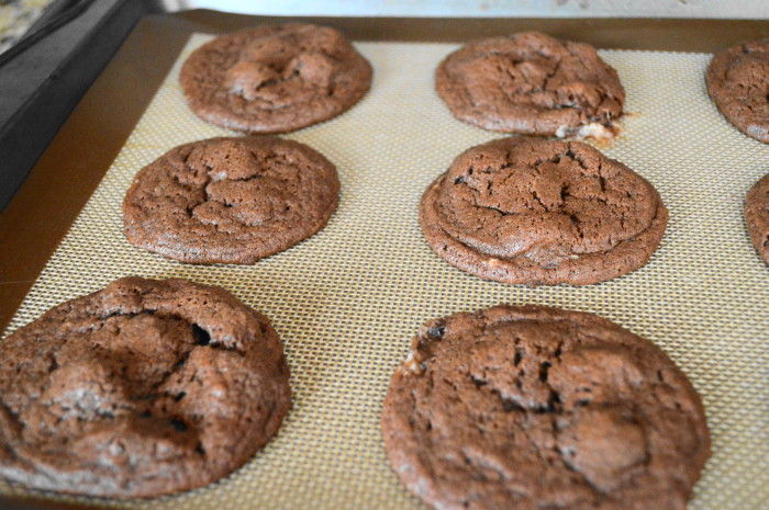 The mint chocolate chip cookies fresh out of the oven. Oh my goodness, the smell was heaven in the kitchen. 