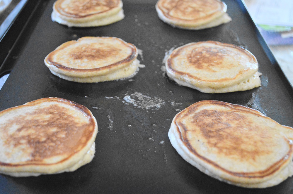 When I flipped them over, the lemon yogurt pancakes puffed up so much as soon as they hit the heat. It was magical to watch!