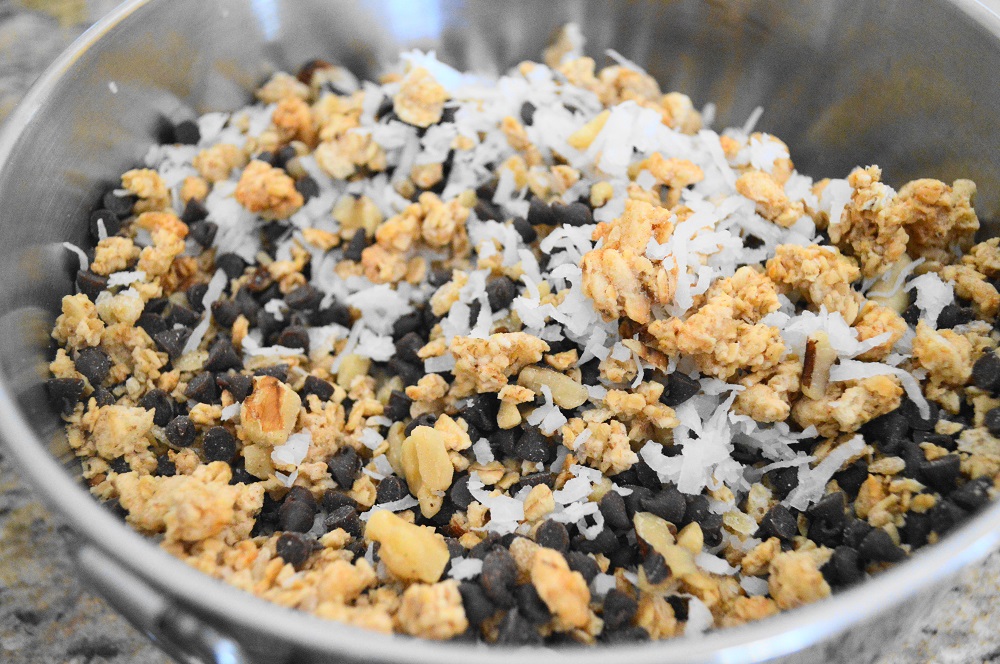 This mixture was the perfect combination for the chunky granola cookies! I stirred my favorite granola in with lots of mini chocolate chips, shredded coconut and walnuts. It was a perfect mix of salty and sweet. 