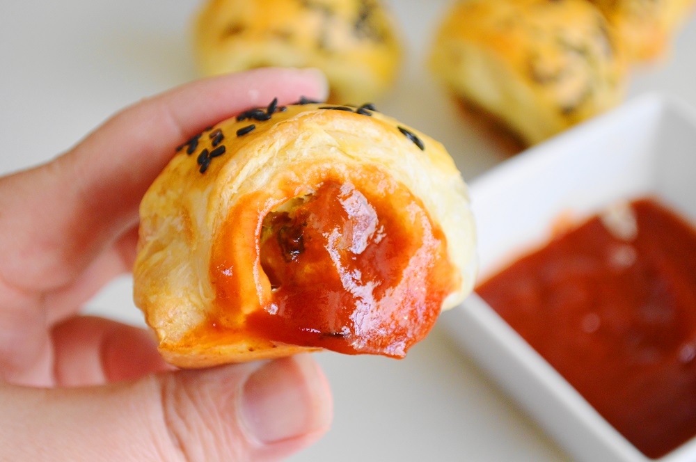 australian-sausage-rolls-jeanie-and-lulu-s-kitchen