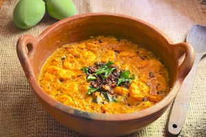 Prawn Curry with Green Mango