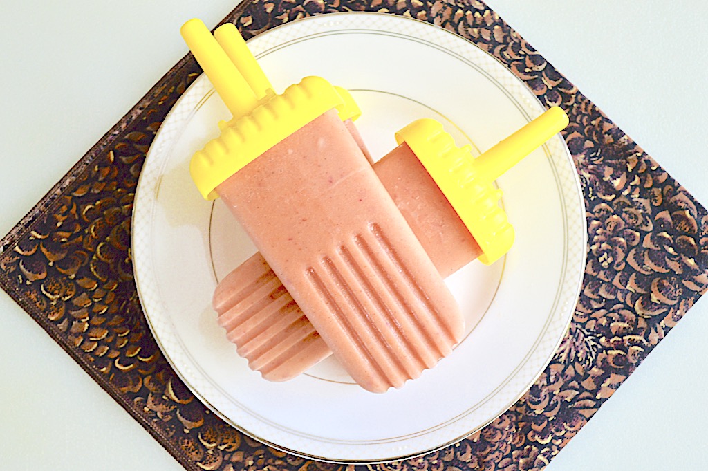 Creamy Peach Popsicles